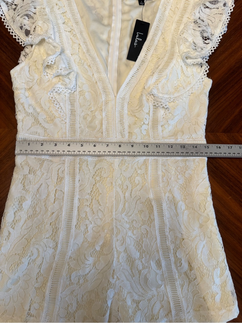 NWT Lulus White Lace Romper Bridal Shower Bachelorette Vacation Size L - Picture 10 of 16